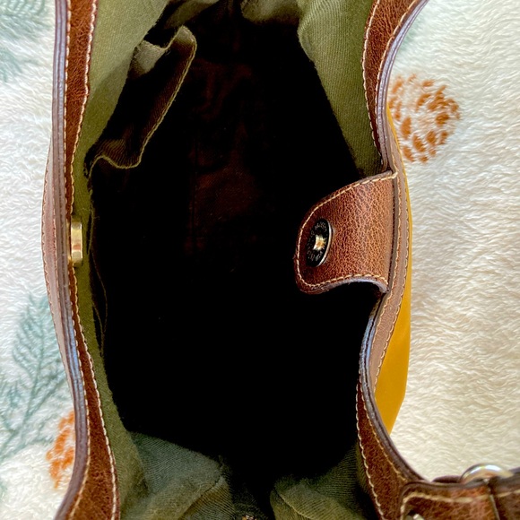 NINE WEST handbag. - Picture 5 of 6